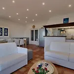 Des Fontenelles *