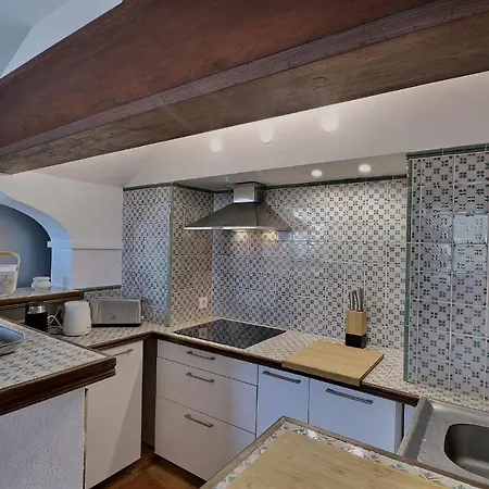 Des Fontenelles Apartment