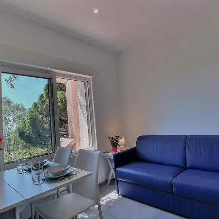 Des Fontenelles Apartment