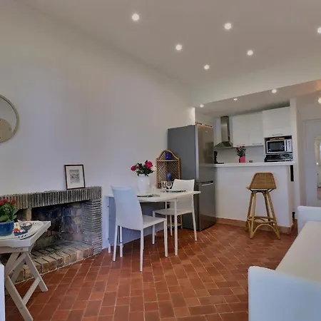 Des Fontenelles Apartment La Croix-Valmer